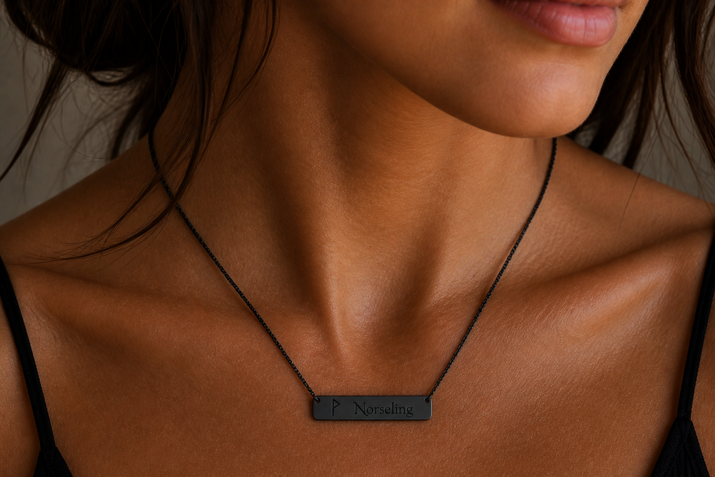 Norseling Horizontal Bar Necklace